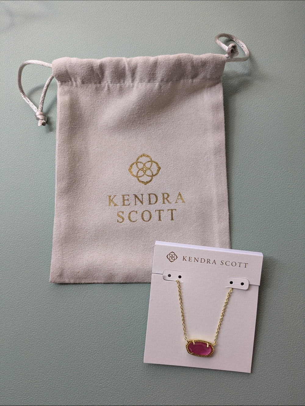 Kendra Scott Gold Elisa Necklace with Azalia Illusion Stone